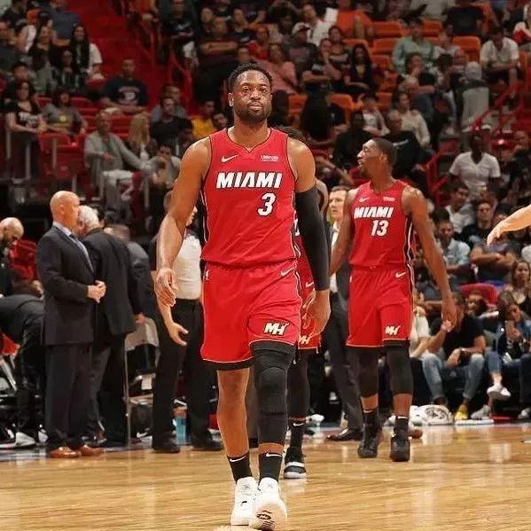 埃尔切主帅：皇马第二个进球明显犯规在先（埃尔切主帅质疑判罚：皇马第二球前有明显犯规）