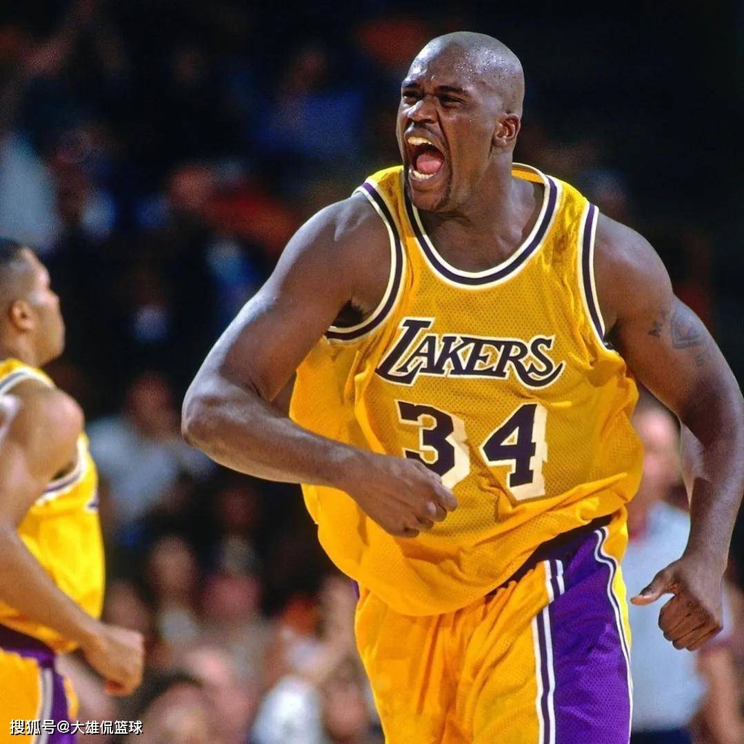 颜骏凌：武磊赛前对球队做了动员，我们争冠经验丰富没有包袱（颜骏凌：武磊赛前鼓劲全队，我们争冠经验十足、轻装上阵）