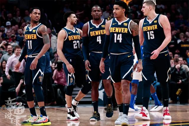 法尔克：格纳布里经纪人已和拜仁谈降薪续约，球员很可能留队（法尔克：格纳布里大概率留队，经纪人与拜仁已谈降薪续约）