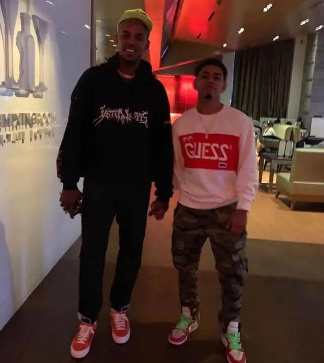 何意味？世非预生死战尼日利亚下半场前段即撤下三名首发前锋（世非预生死战，尼日利亚下半场初段连撤三名首发前锋，释放何种信号？）